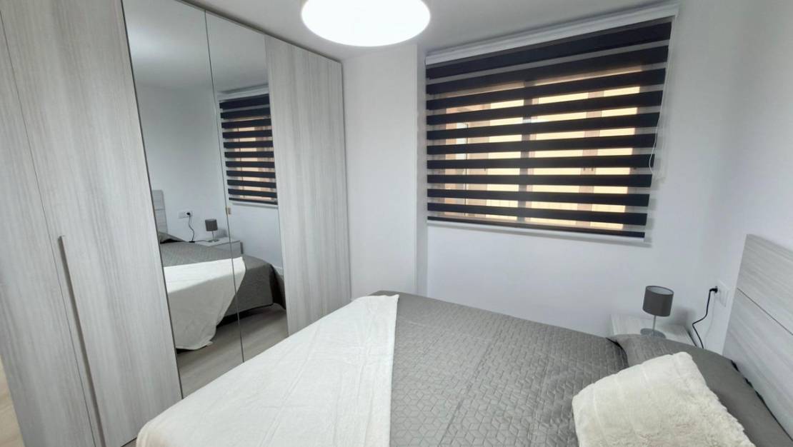 Sale - Apartment - Alicante - Alicante Centro