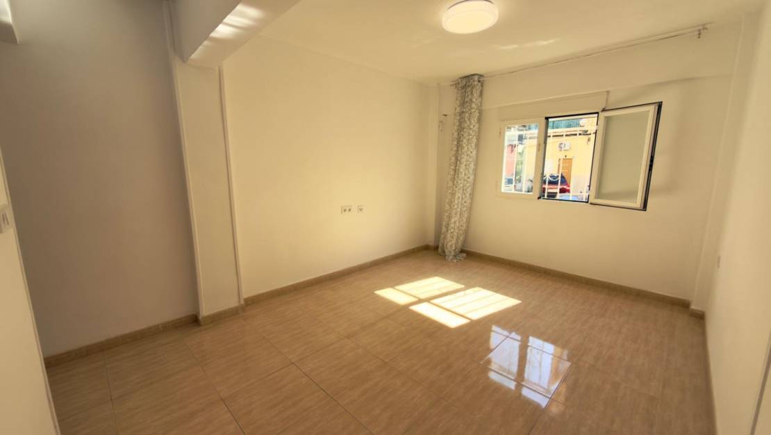 Sale - Apartment - Alicante - Alicante Centro