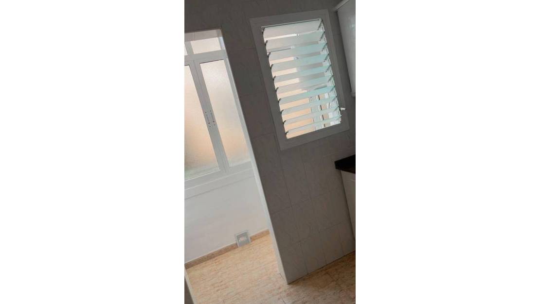 Sale - Apartment - Alicante - Alicante Centro