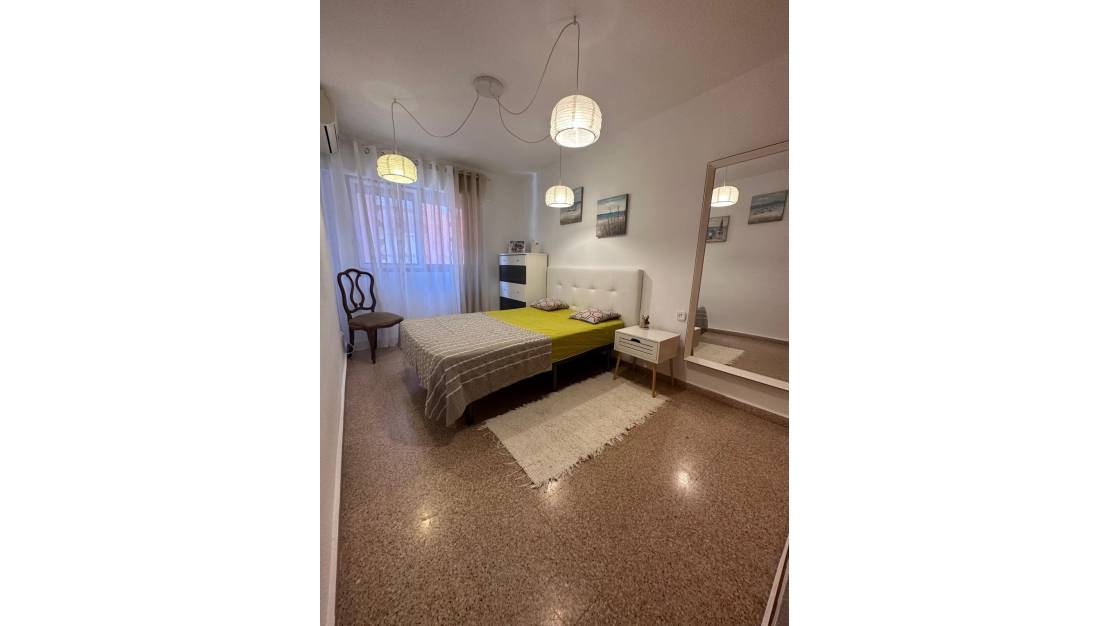 Sale - Apartment - Alicante - Alicante Centro