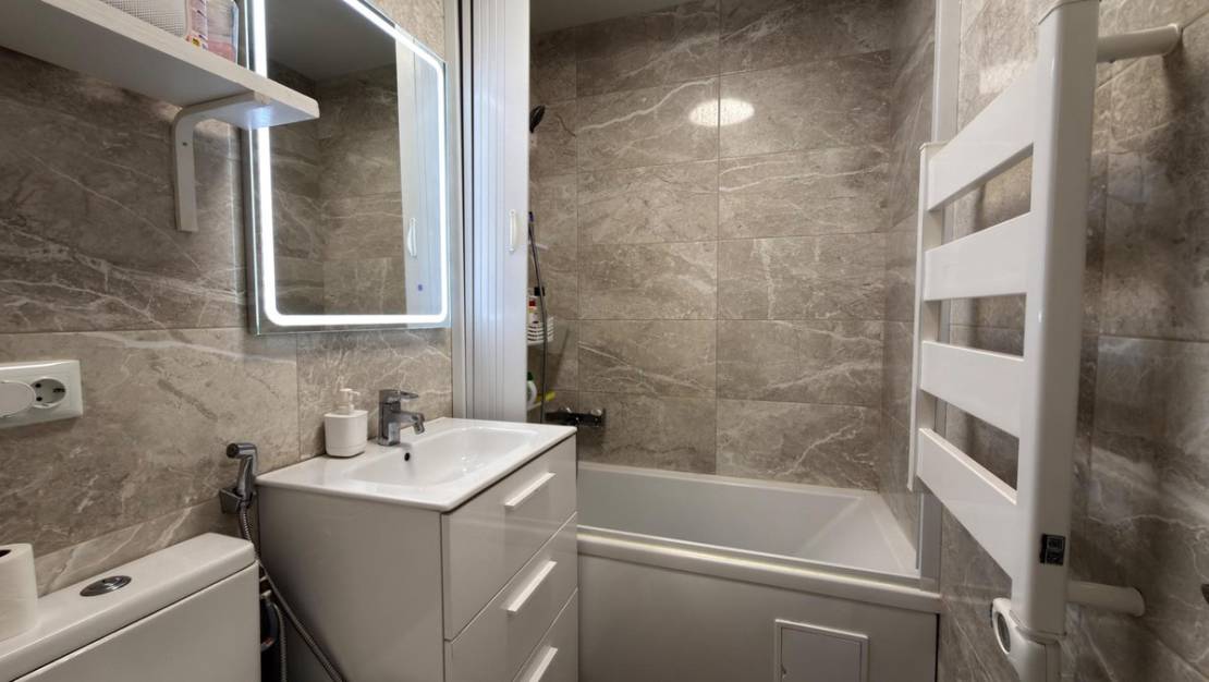 Sale - Apartment - Alicante - Alicante Centro