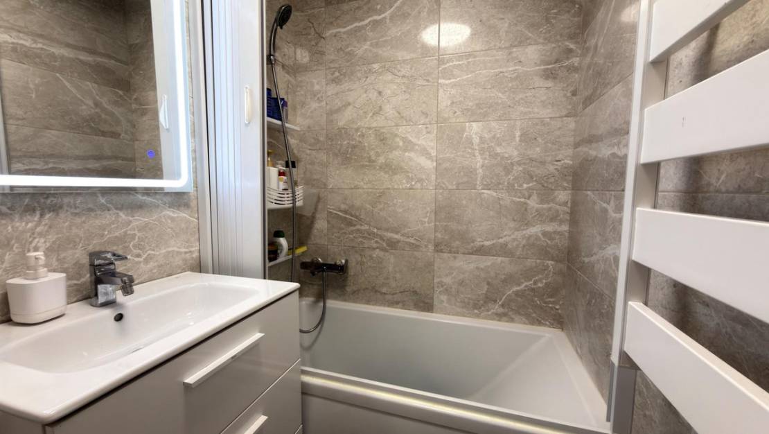Sale - Apartment - Alicante - Alicante Centro