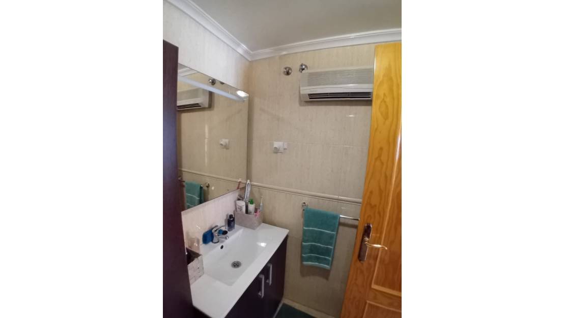 Sale - Apartment - Alicante - Alicante Centro