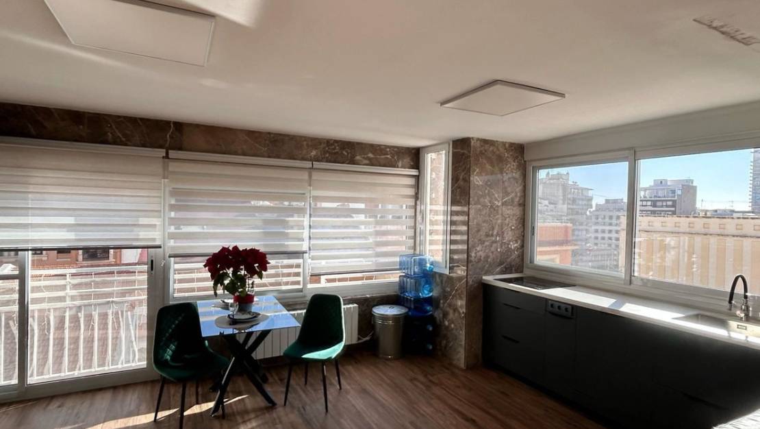 Sale - Apartment - Alicante City - Alicante City Centro