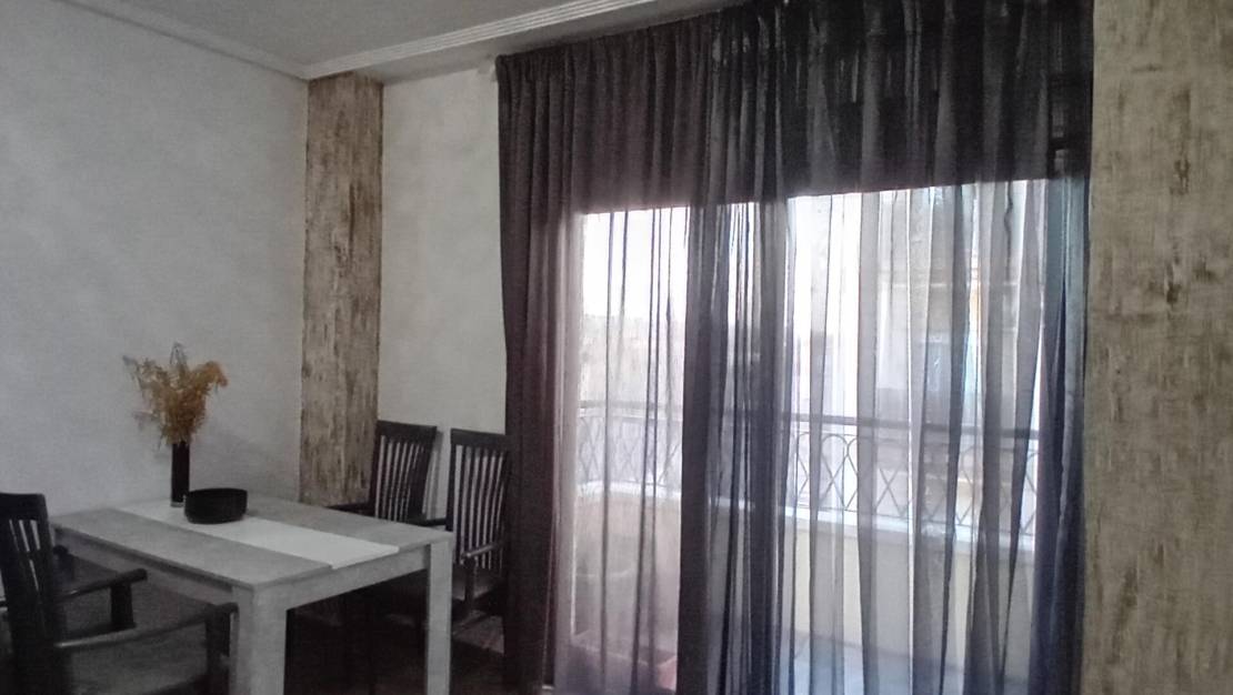 Sale - Apartment - Almoradí - Center