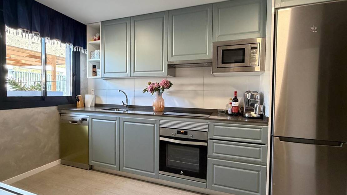 Sale - Apartment - Benidorm - Benidorm Centro