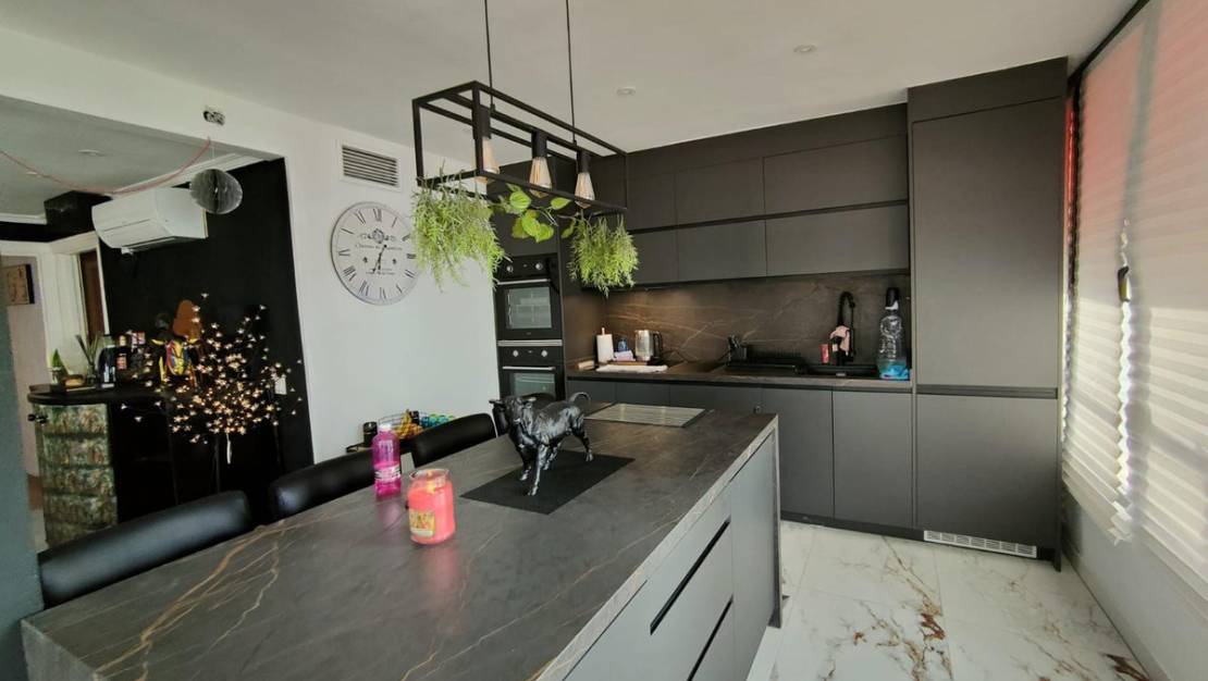 Sale - Apartment - Benidorm - Benidorm Centro