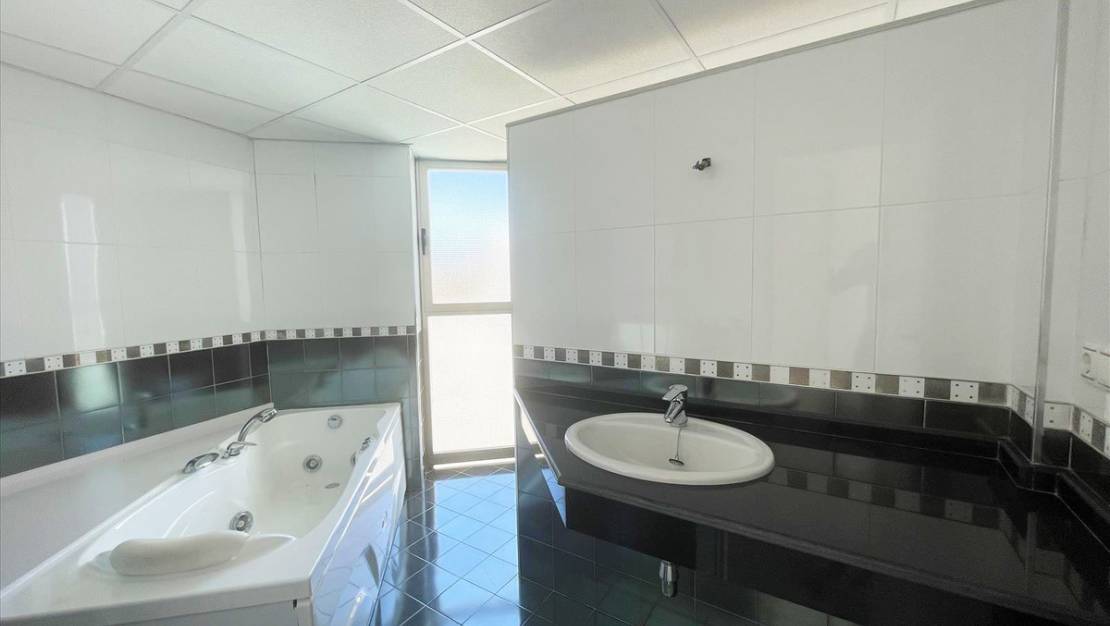 Sale - Apartment - Calpe - Calpe Centro