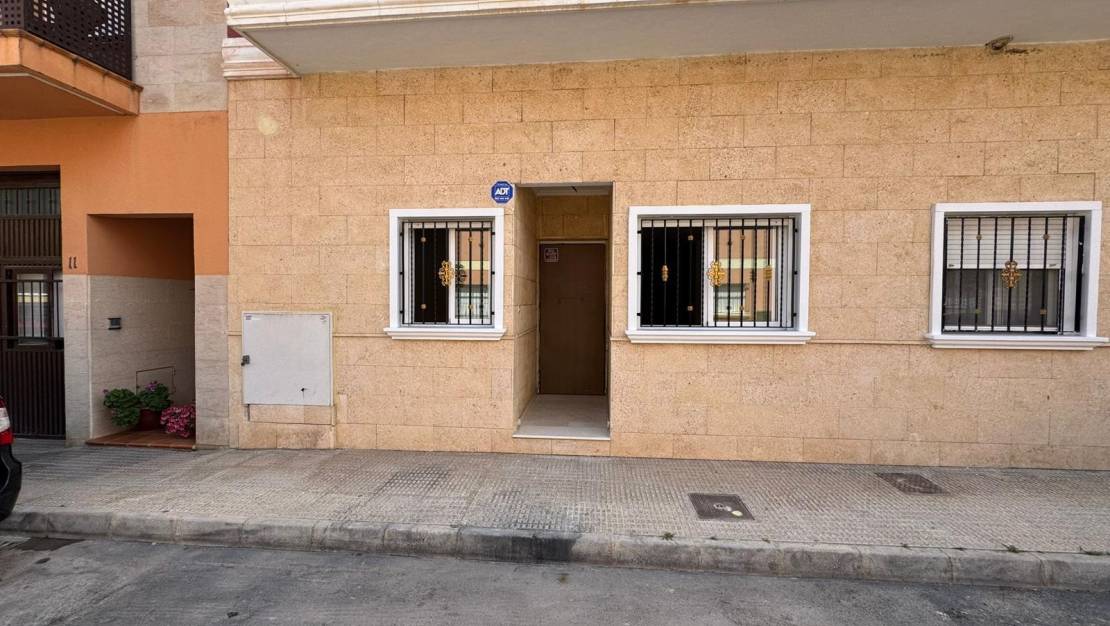 Sale - Apartment - Catral - Comunidad valenciana