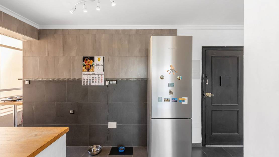 Sale - Apartment - Daya Nueva - Daya Nueva Centro