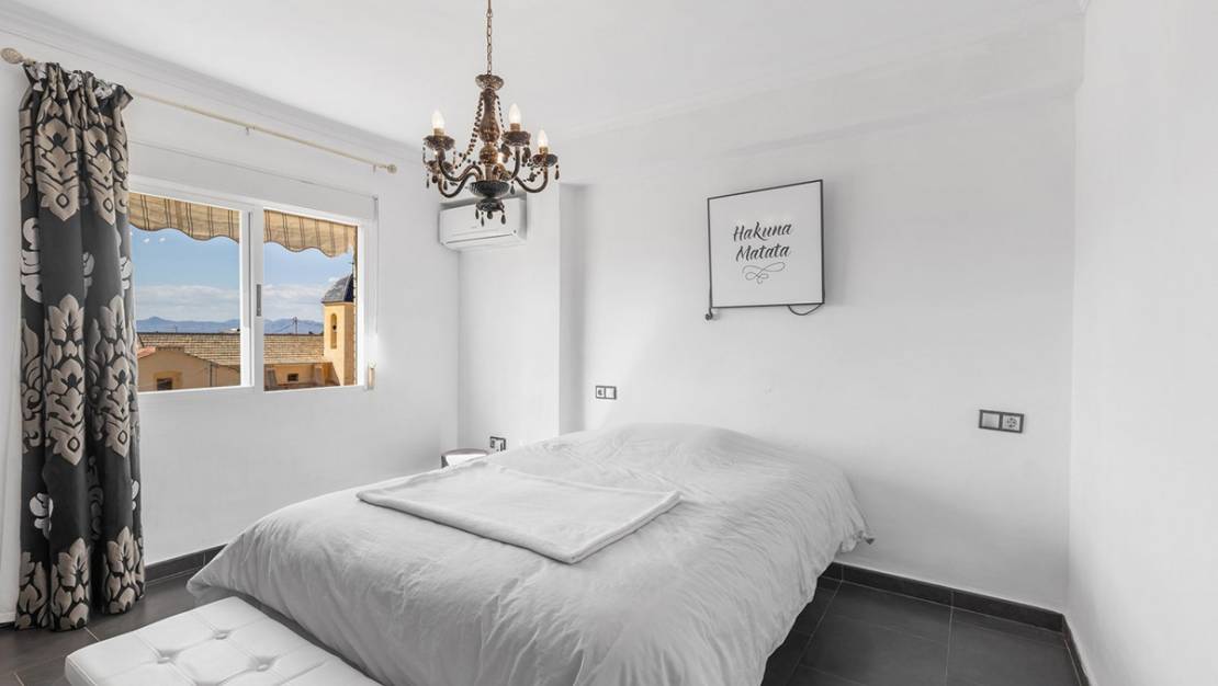 Sale - Apartment - Daya Nueva - Daya Nueva Centro