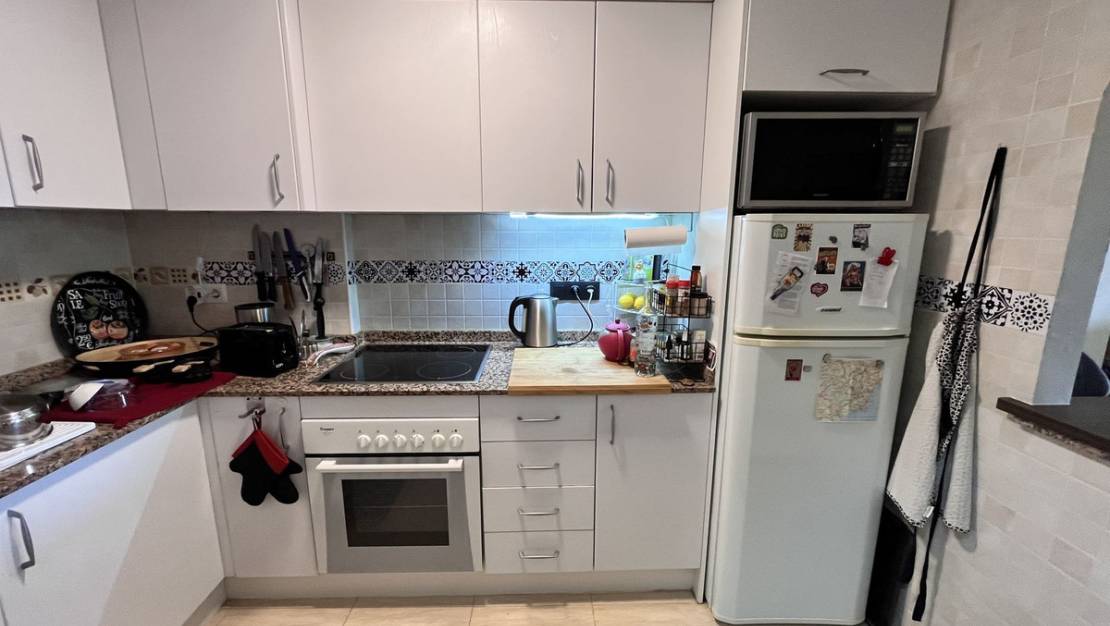 Sale - Apartment - Daya Nueva - Daya Nueva Centro