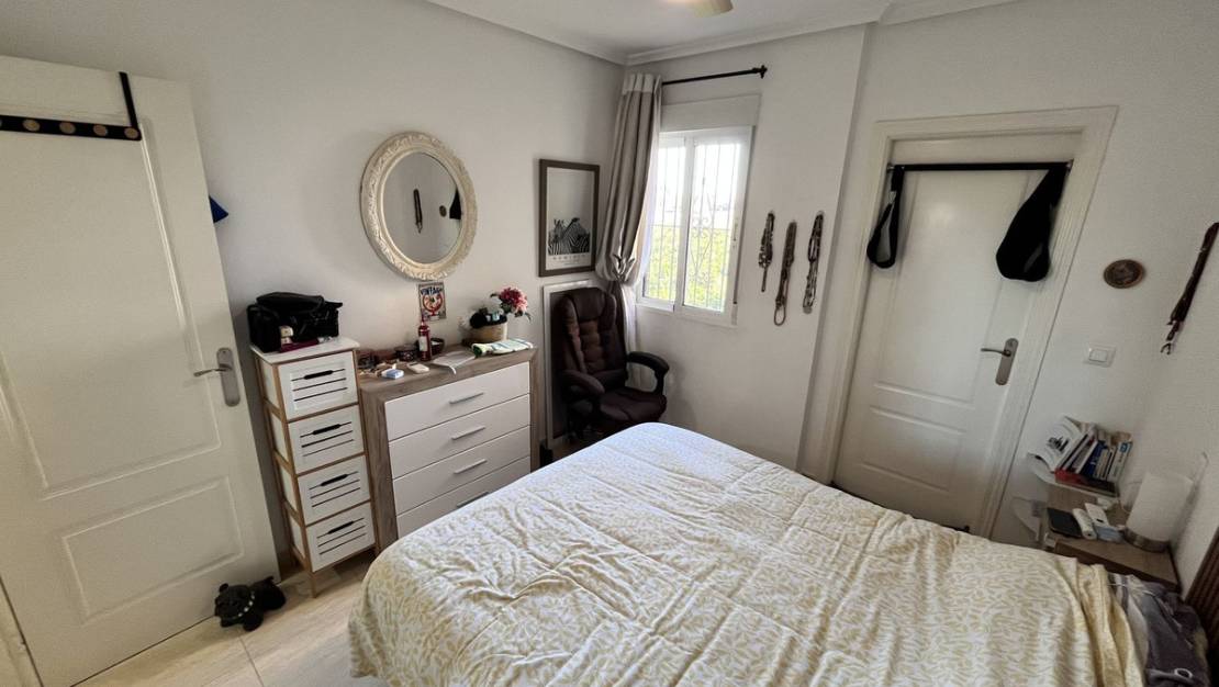 Sale - Apartment - Daya Nueva - Daya Nueva Centro