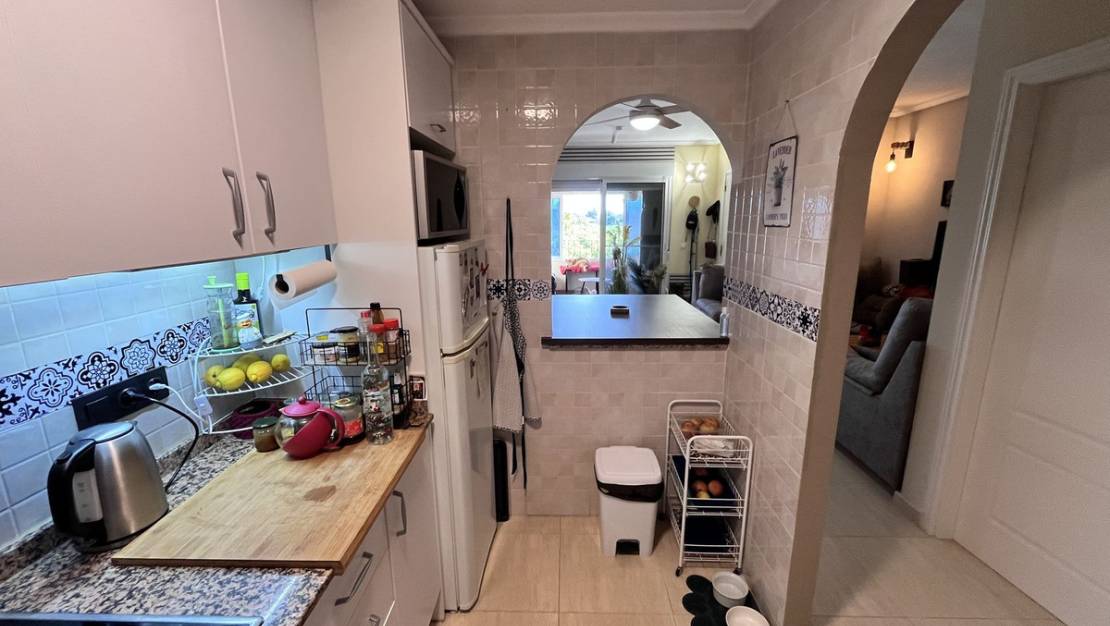 Sale - Apartment - Daya Nueva - Daya Nueva Centro