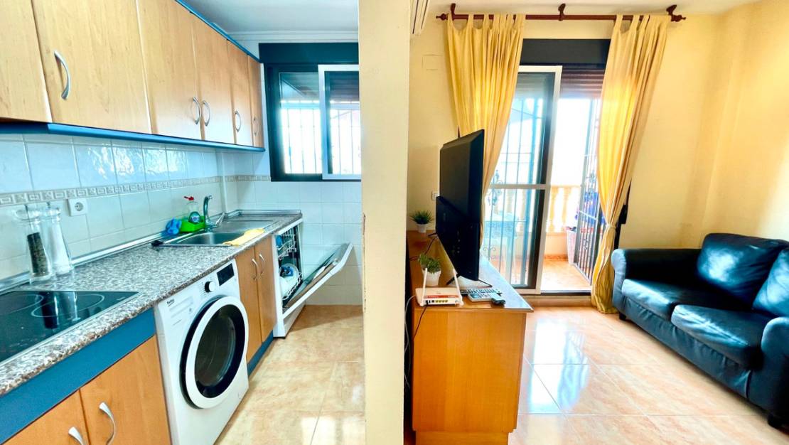 Sale - Apartment - Daya Nueva - Daya Nueva Centro