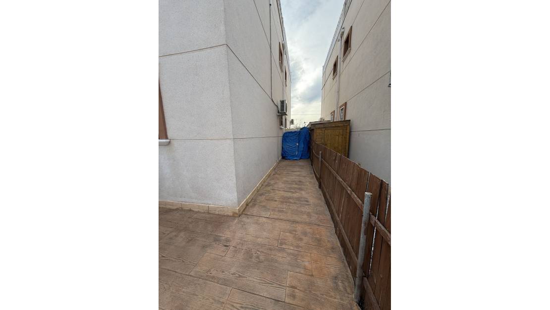 Sale - Apartment - Daya Vieja - Daya Vieja Centro