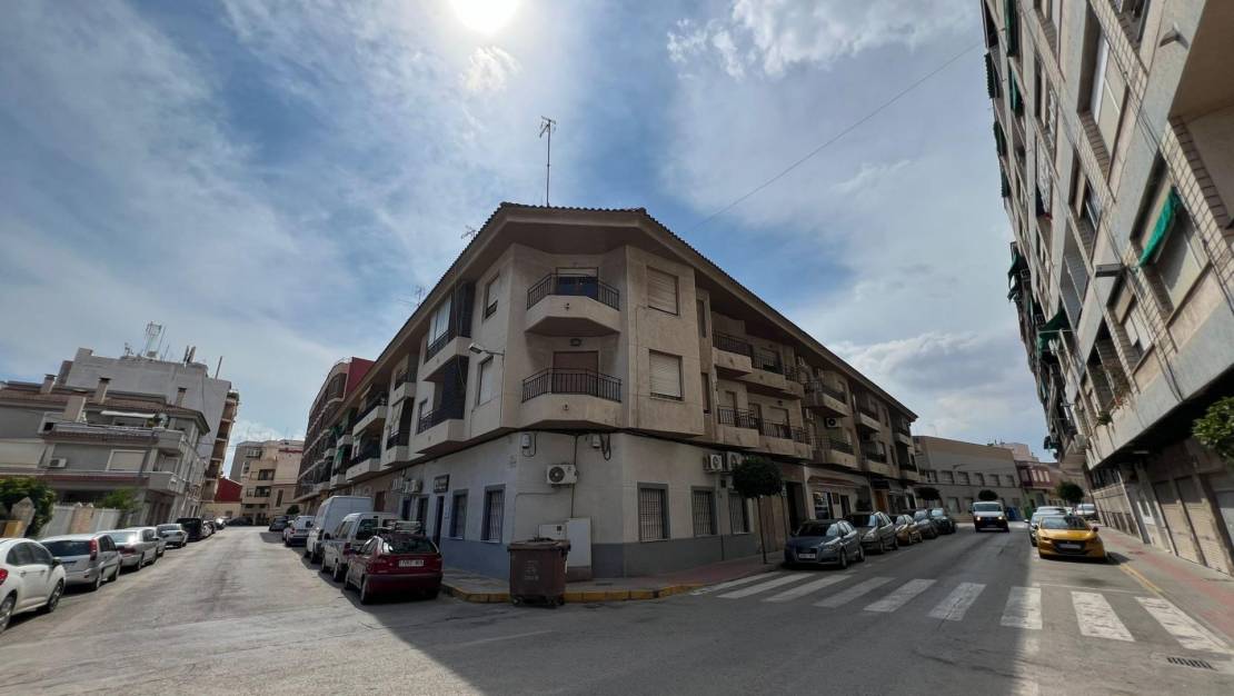 Sale - Apartment - Dolores - CENTRO