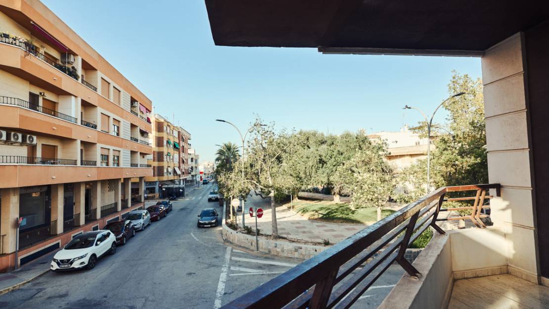 Sale - Apartment - Dolores - Dolores Centro