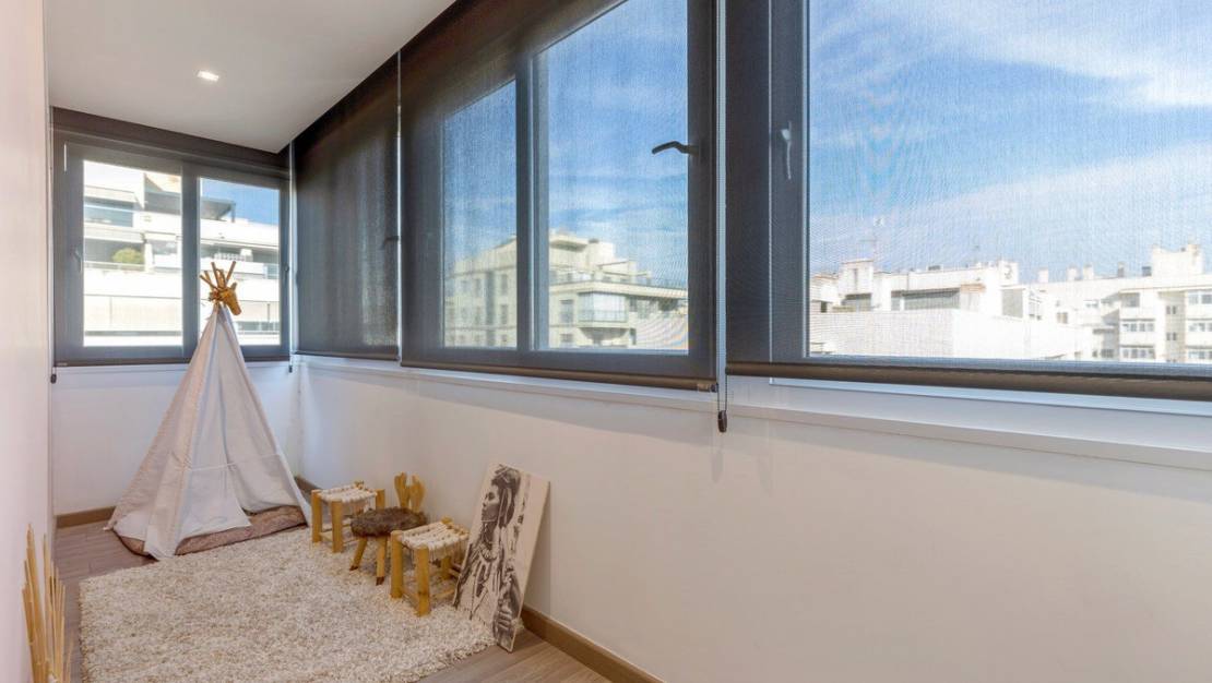 Sale - Apartment - Elche - Elche Centro