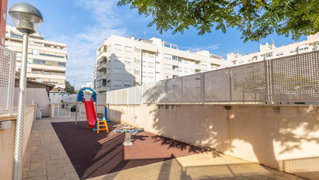 Sale - Apartment - Elche - Elche Centro