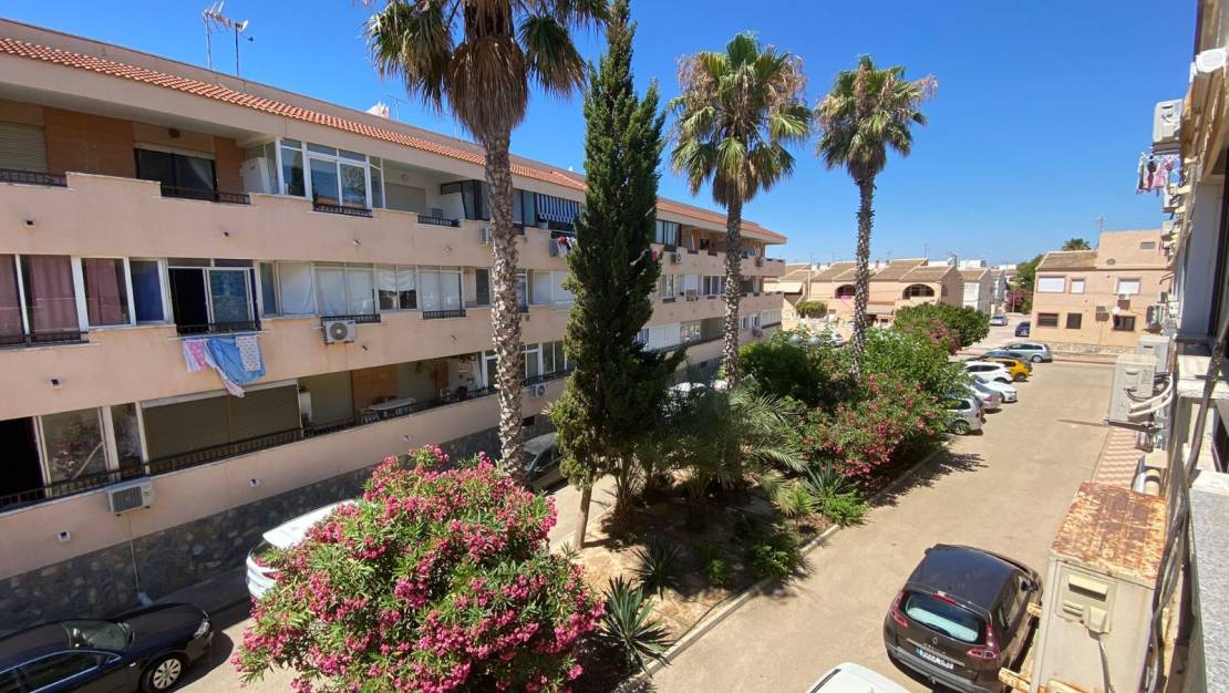 Sale - Apartment/Flat - Mil Palmeras