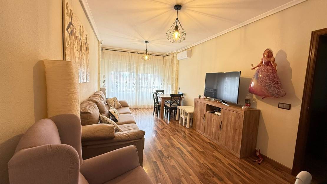 Sale - Apartment/Flat - San Miguel de Salinas - Pueblo