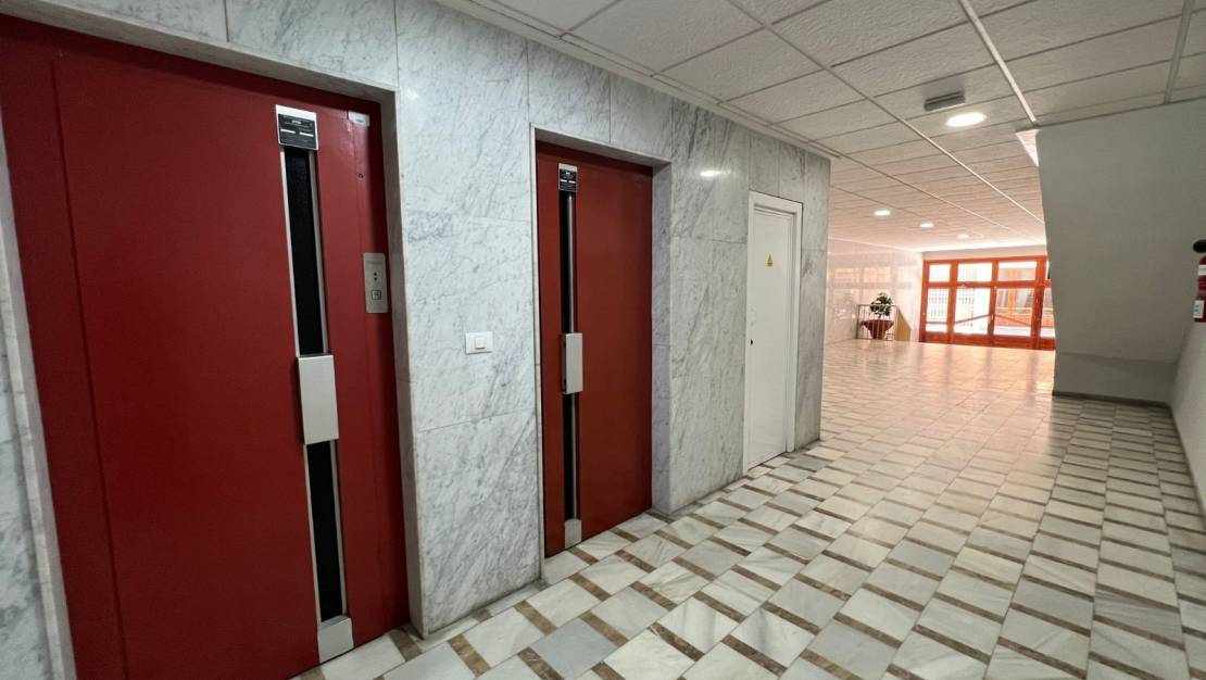 Sale - Apartment/Flat - Torrevieja - El Acequión - Los Náufragos