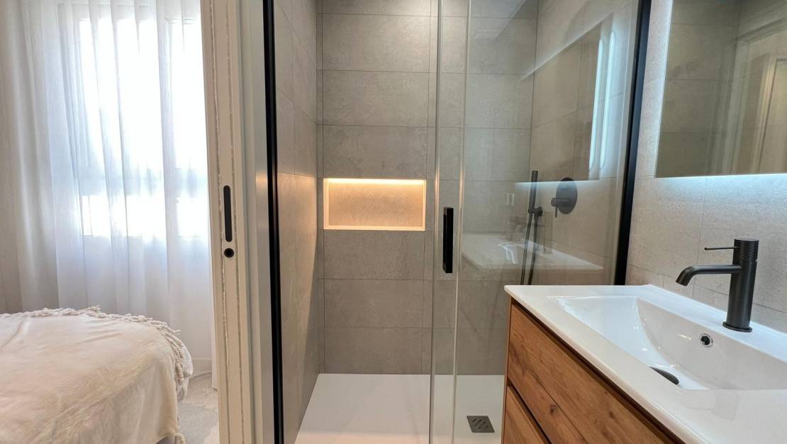 Sale - Apartment/Flat - Torrevieja - El Acequión - Los Náufragos