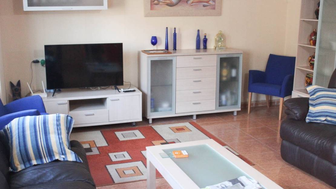 Sale - Apartment - Guardamar del Segura - El Eden