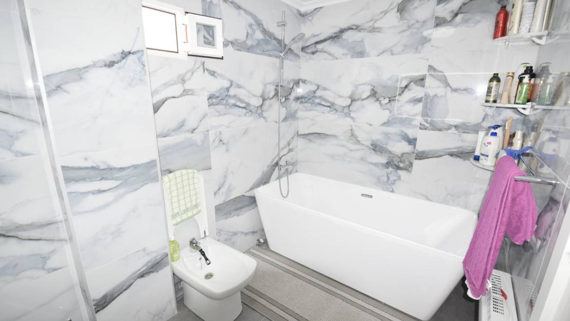 Sale - Apartment - Guardamar del Segura - Guardamar del Segura Centro