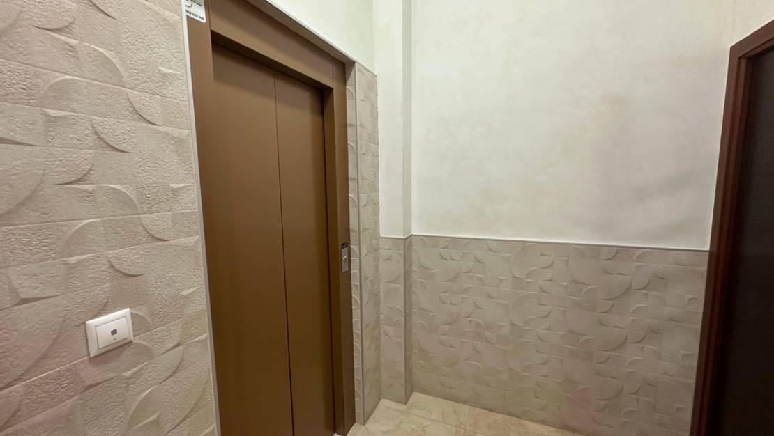 Sale - Apartment - Guardamar del Segura - Guardamar del Segura Centro