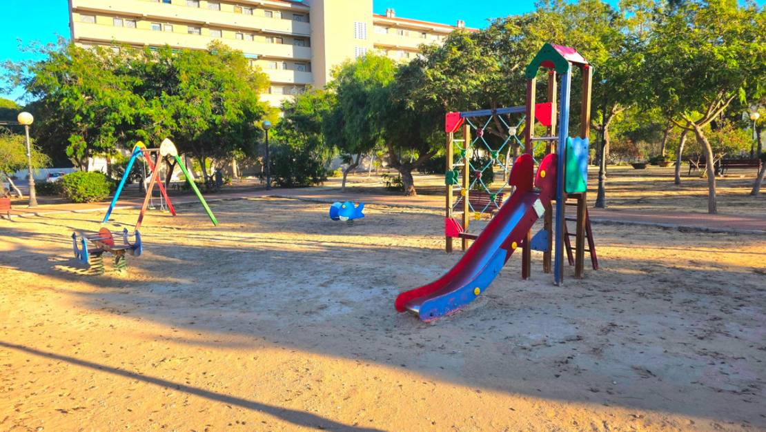 Sale - Apartment - Guardamar del Segura - Guardamar del Segura Centro