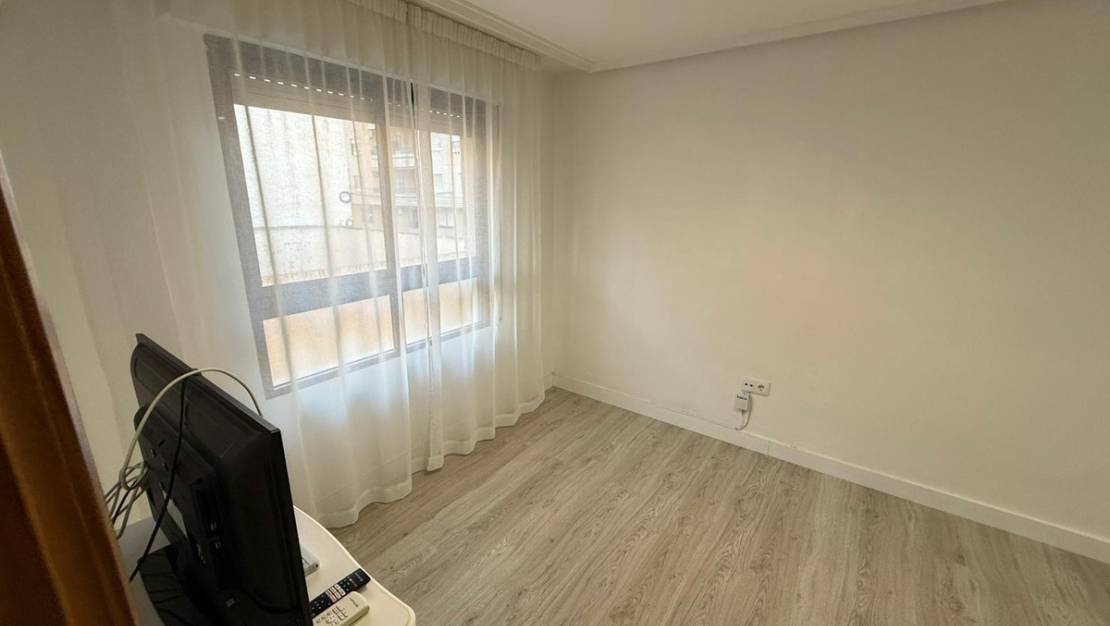 Sale - Apartment - Guardamar del Segura - Guardamar del Segura Centro