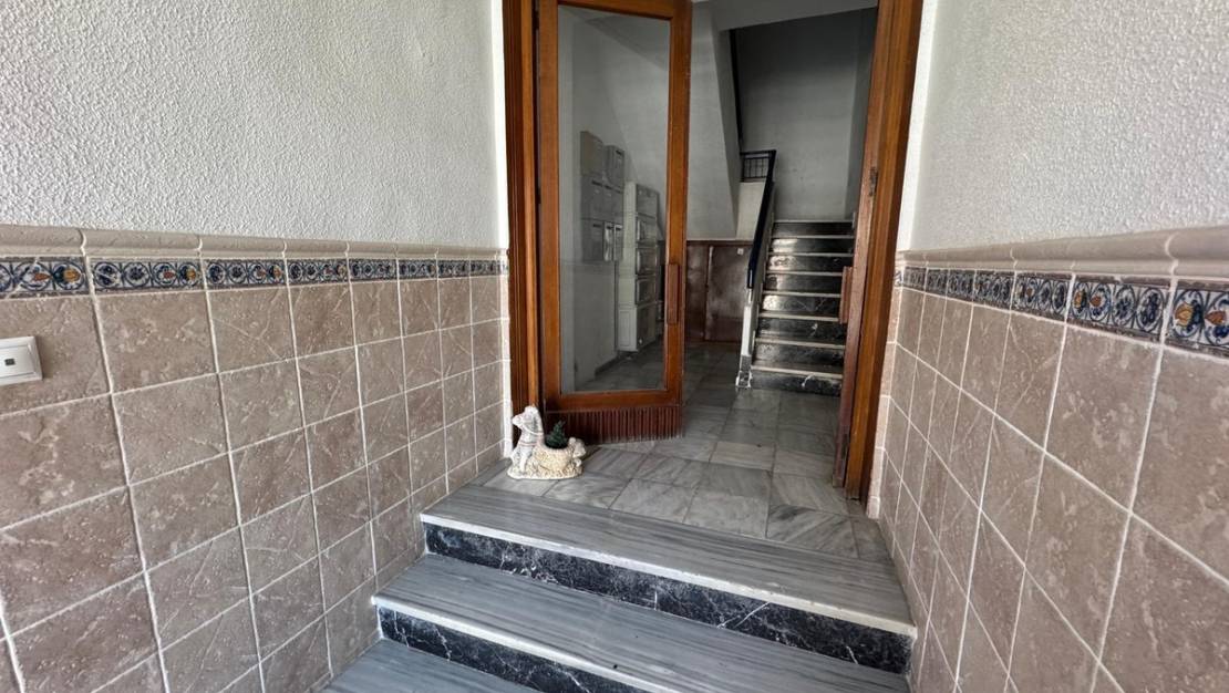 Sale - Apartment - Guardamar del Segura - Guardamar del Segura Centro