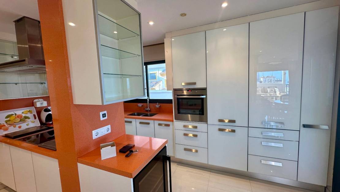 Sale - Apartment - Guardamar del Segura - Guardamar del Segura Centro