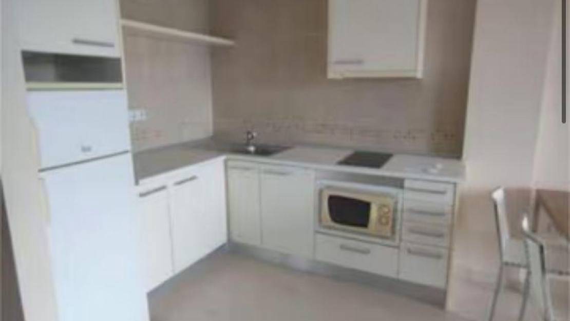 Sale - Apartment - Guardamar del Segura - Pueblo