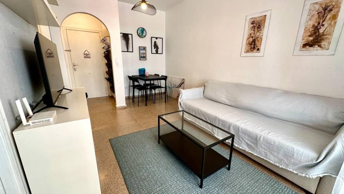 Sale - Apartment - Guardamar del Segura - Pueblo