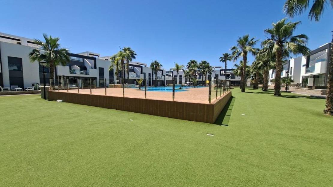 Sale - Apartment - Guardamar del Segura - Urbanización El Raso