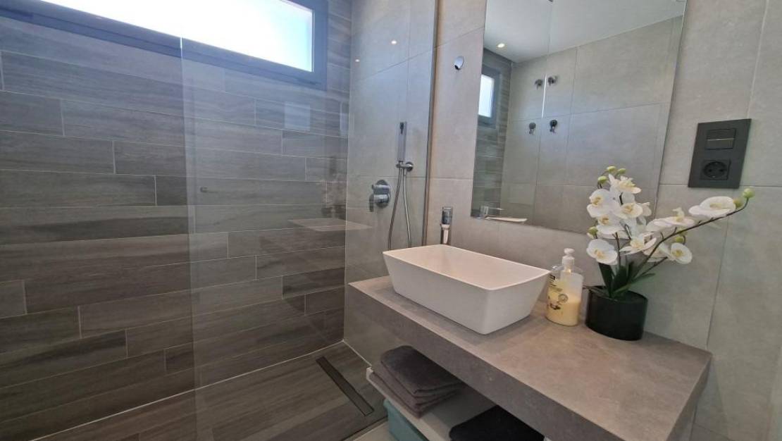 Sale - Apartment - Guardamar del Segura - Urbanización El Raso