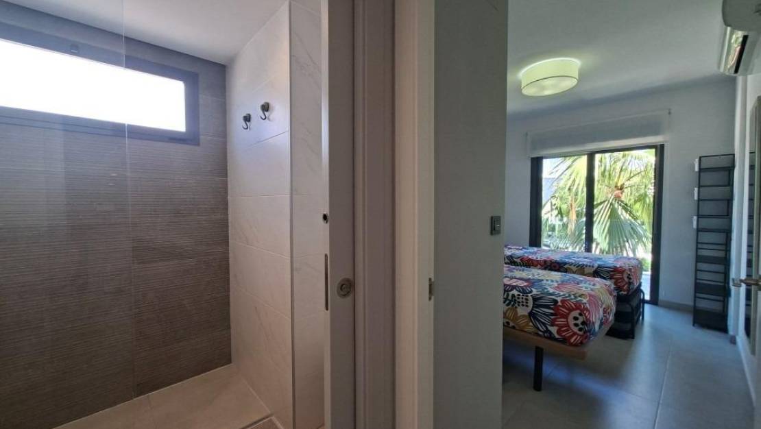 Sale - Apartment - Guardamar del Segura - Urbanización El Raso