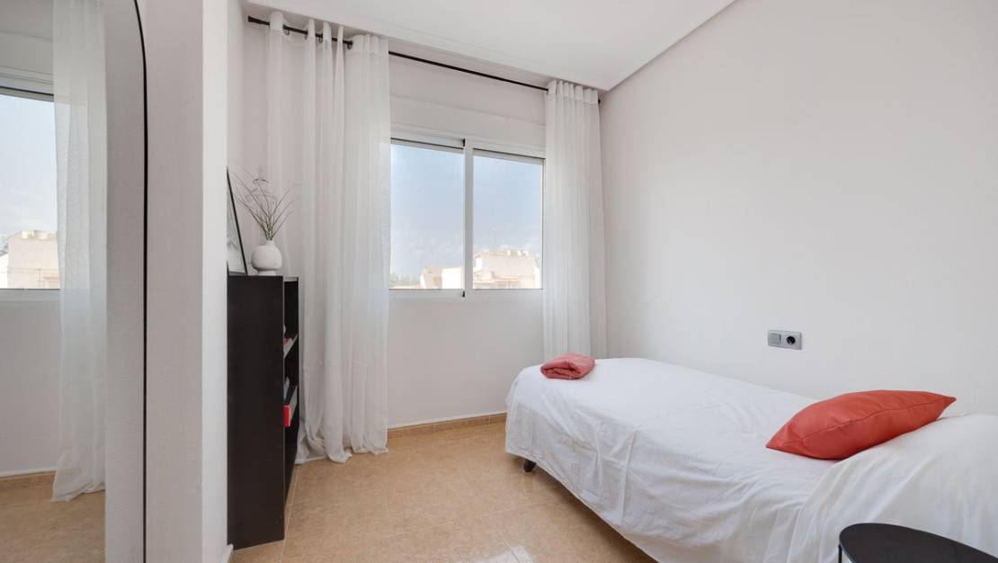 Sale - Apartment - Jacarilla