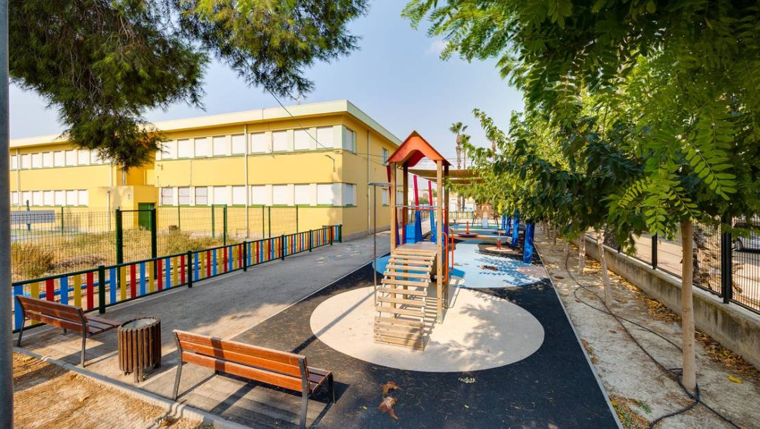 Sale - Apartment - Jacarilla