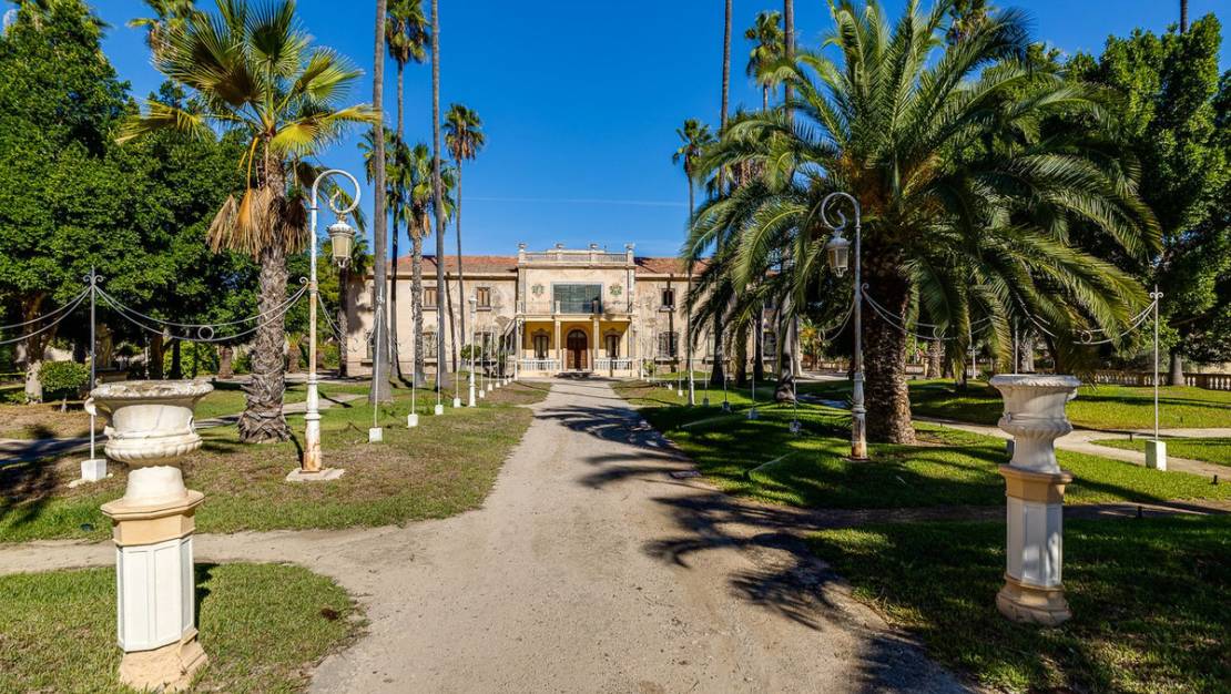 Sale - Apartment - Jacarilla