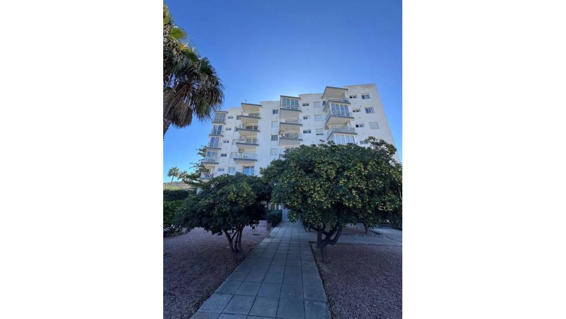 Sale - Apartment - L'Alfás del Pi - Albir
