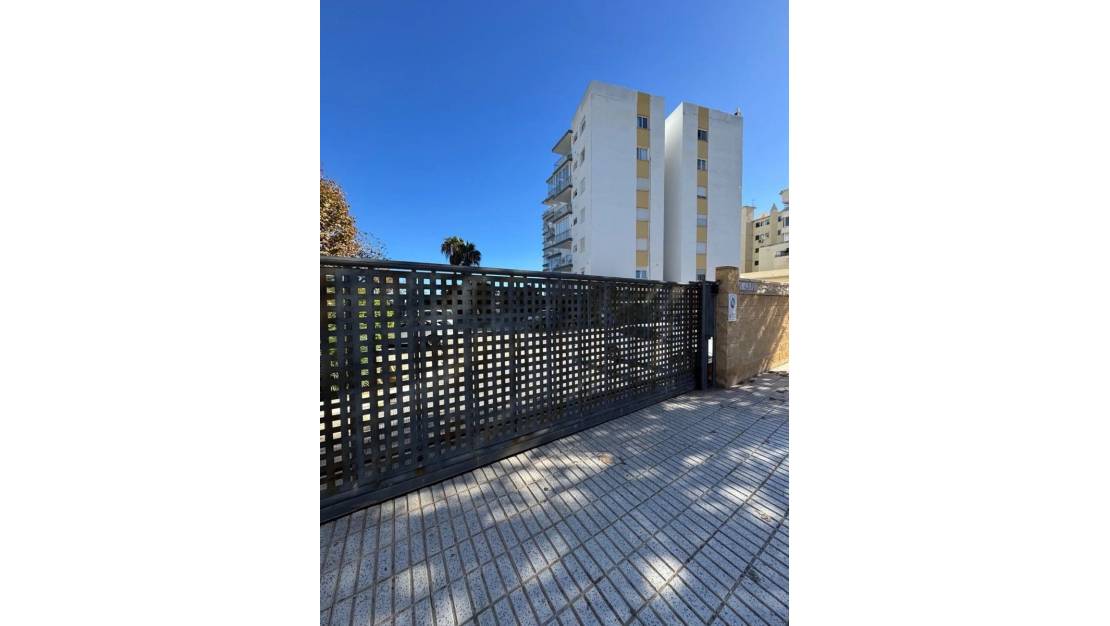 Sale - Apartment - L'Alfás del Pi - Albir