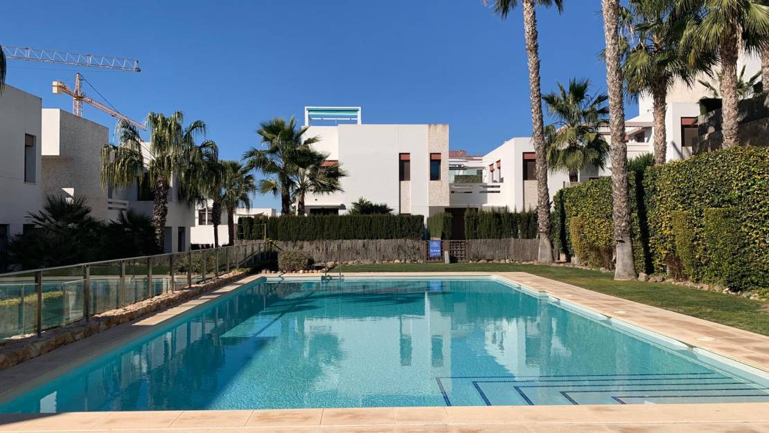 Sale - Apartment - La Finca Golf and Spa Resort - Algorfa