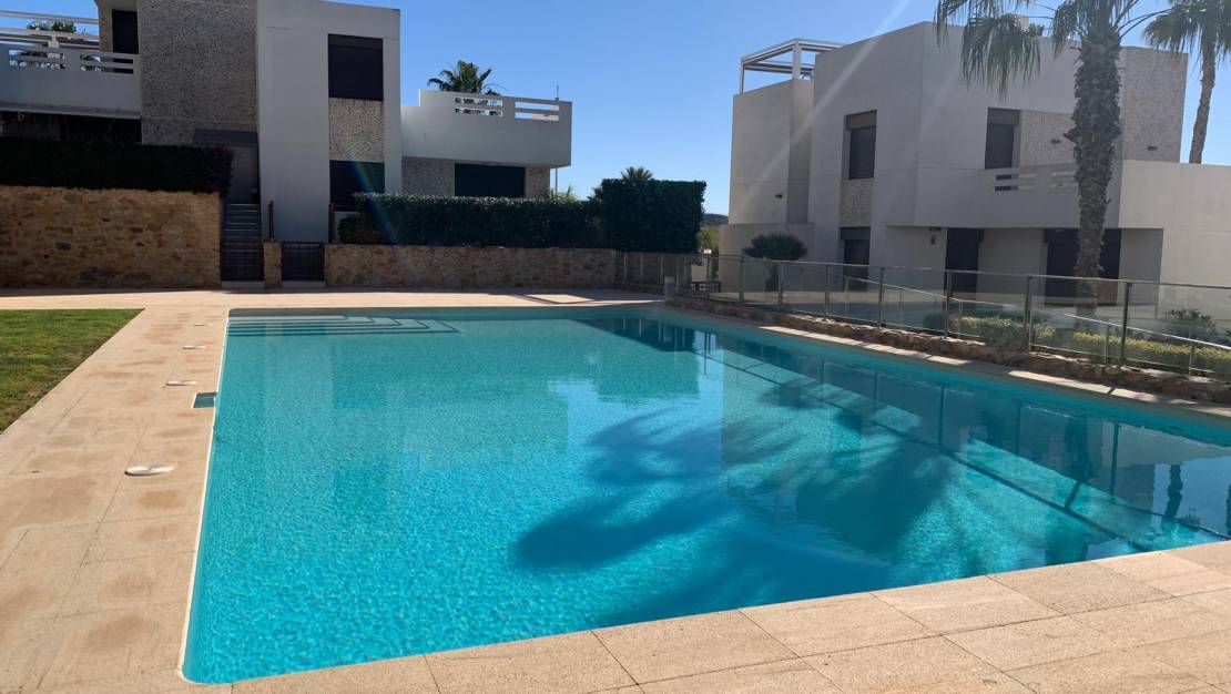 Sale - Apartment - La Finca Golf and Spa Resort - Algorfa