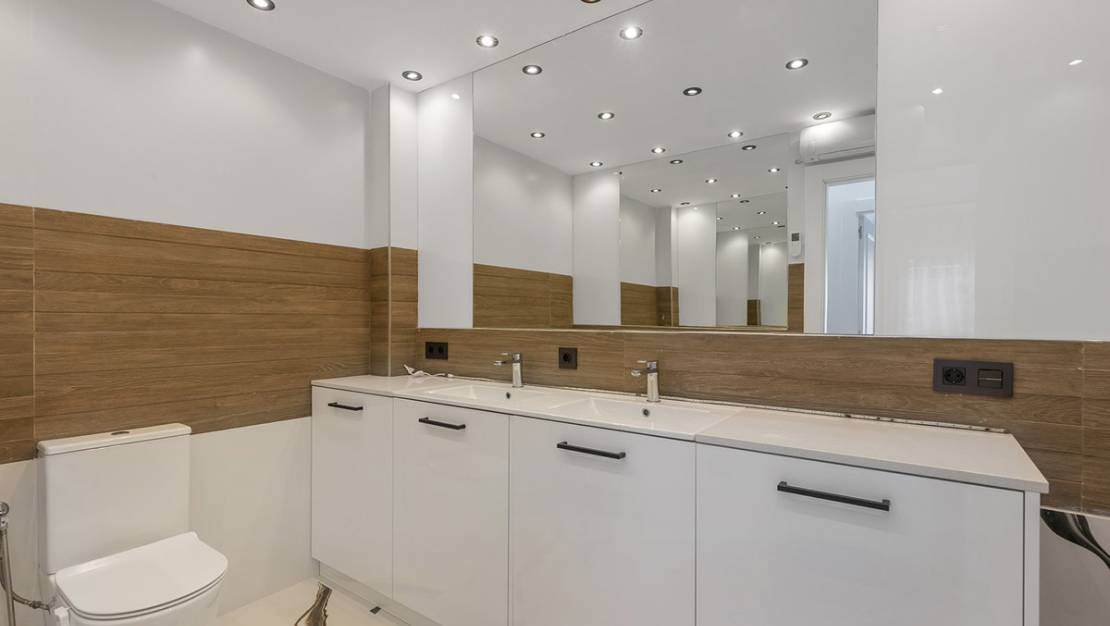 Sale - Apartment - Los Montesinos - Los Montesinos Centro