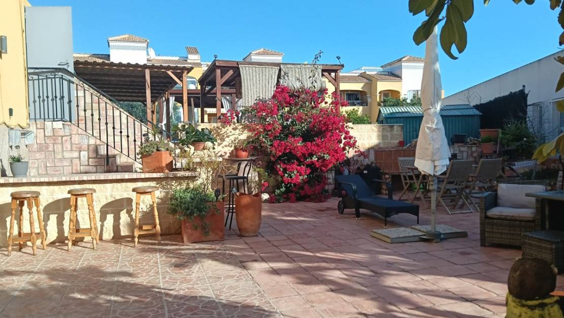 Sale - Apartment - Los Montesinos - Los Montesinos Centro
