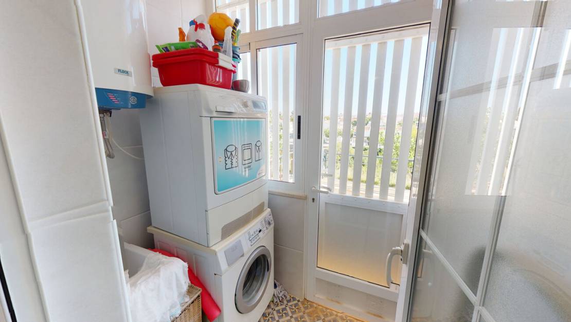 Sale - Apartment - Mil Palmeras